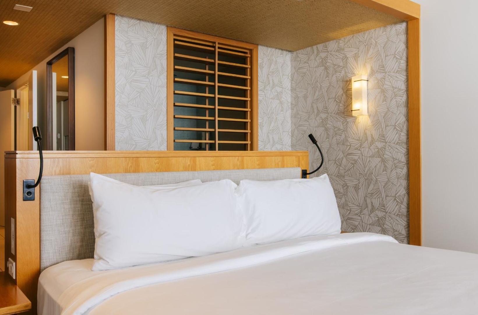Suite Lit King-Size Junior avec Balcon - Vue sur Océan