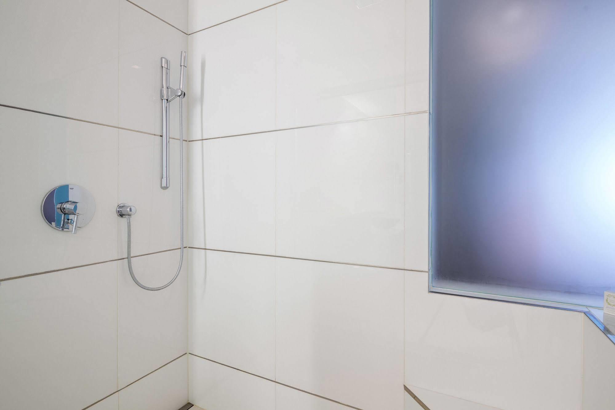 Superior Deluxe Suite