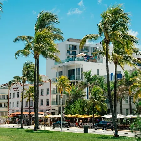 Iberostar Waves Miami Beach-3